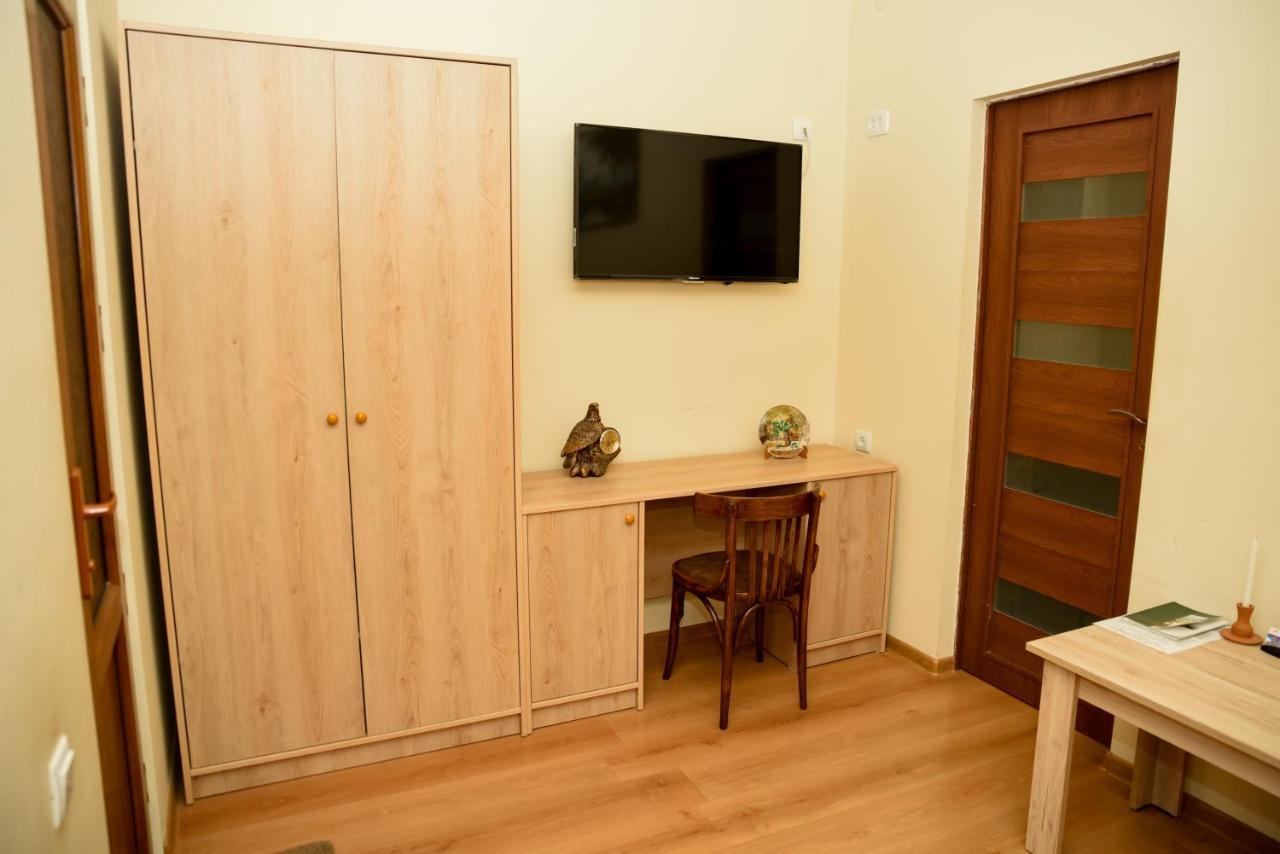 Hayi Tun Guest House Goris Eksteriør billede