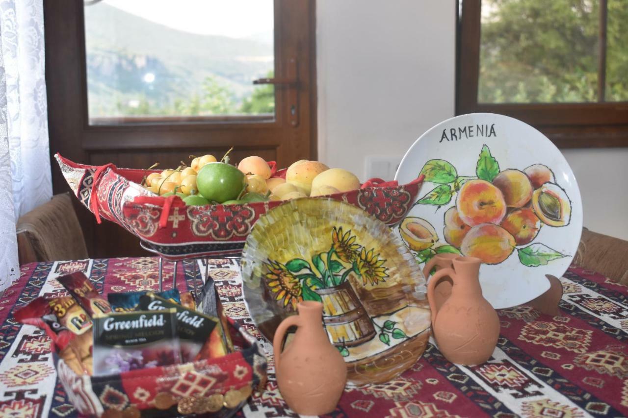 Hayi Tun Guest House Goris Eksteriør billede