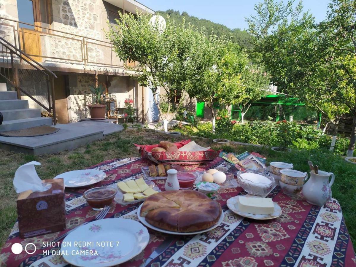 Hayi Tun Guest House Goris Eksteriør billede