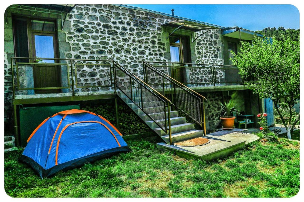 Hayi Tun Guest House Goris Eksteriør billede